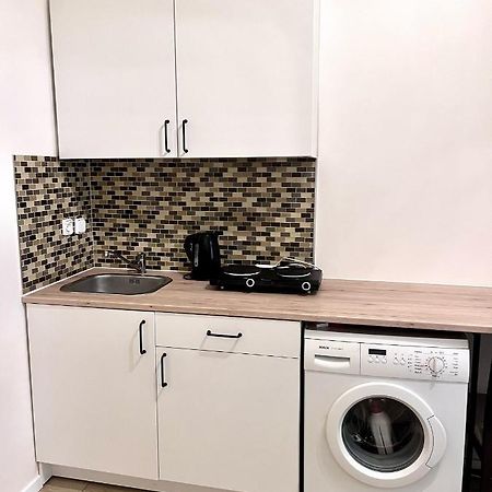 Quiet Apartment Close To Center ปราก ภายนอก รูปภาพ
