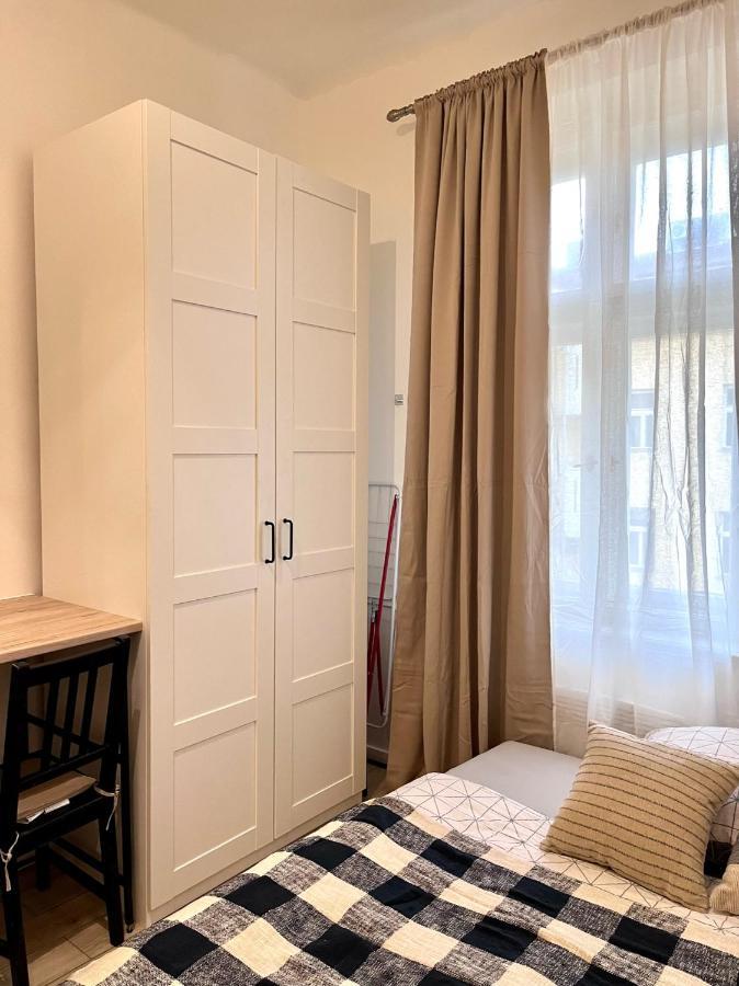 Quiet Apartment Close To Center ปราก ภายนอก รูปภาพ