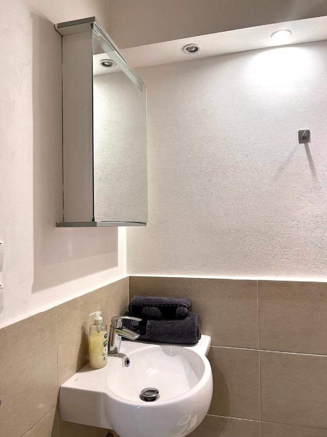 Quiet Apartment Close To Center ปราก ภายนอก รูปภาพ